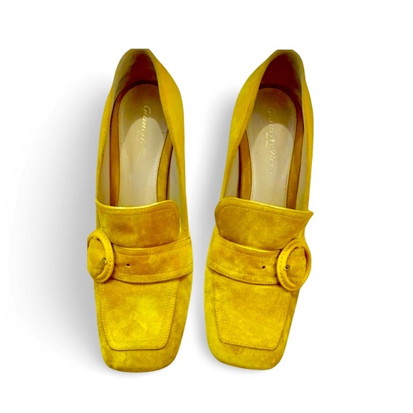 Gianvito Rossi Suede Block Heels with Buckle Gold Mustard Yellow sz 8 EU 38 EUC - Picture 3 of 9